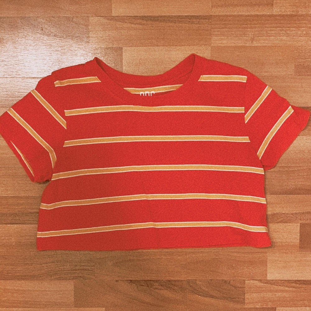 🔥MASSIVE CLEARANCE!💸 5 ITEMS/$40💗 BDG Urban Outfitters Crop Top